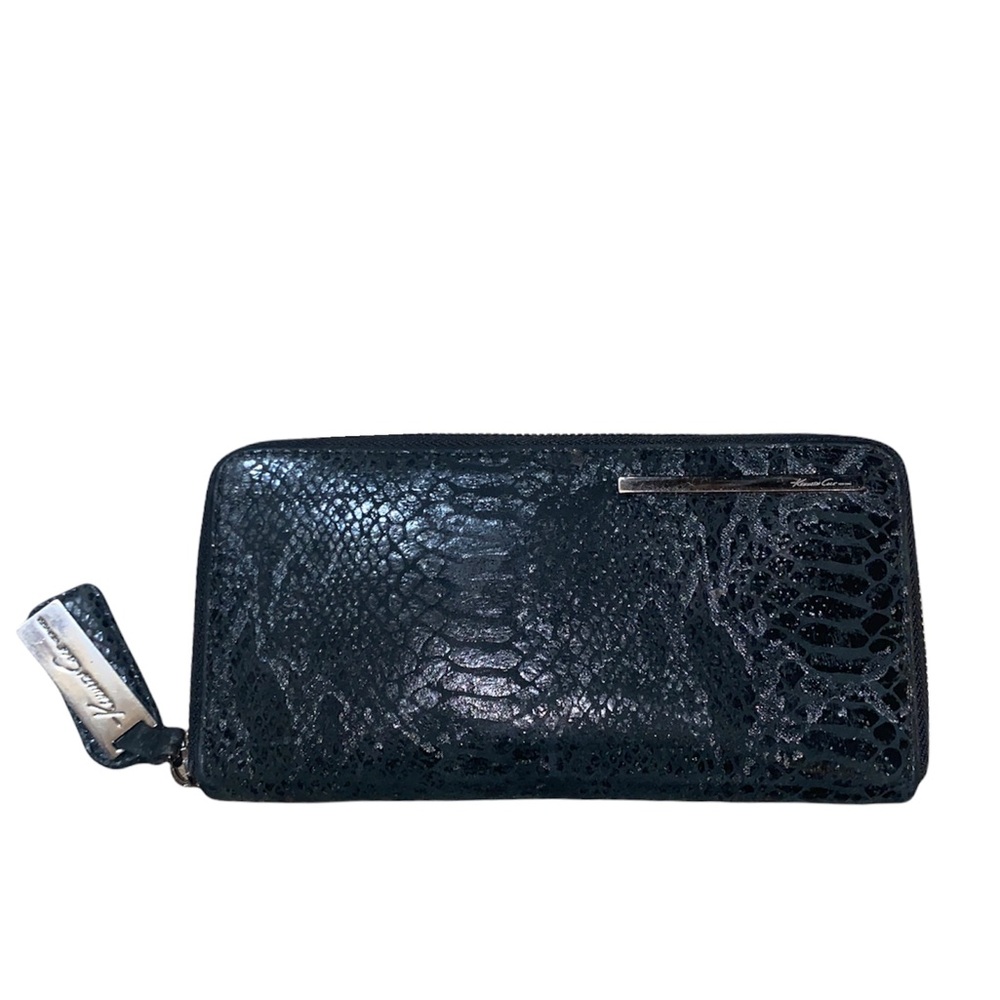 Kenneth Cole Black Leather SnakeSkin Print Zipper Wallet